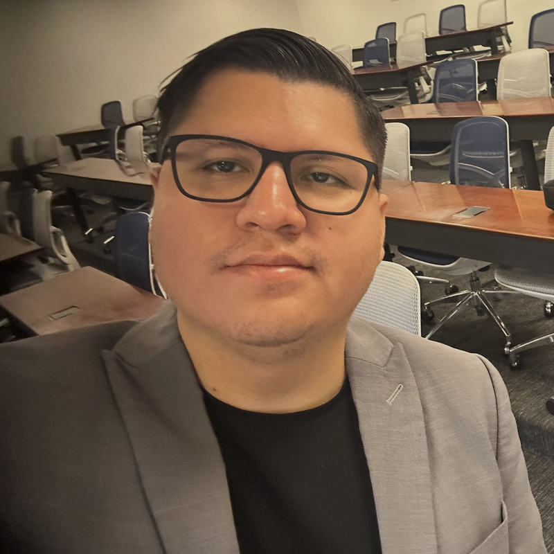 Angel Espinoza - Experto en Gobierno Digital
